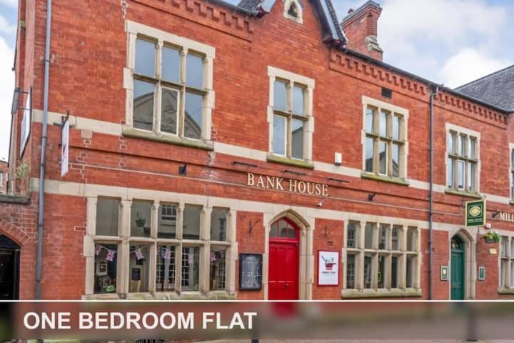 Bank House Apartments Stafford Town Centre Exterior photo